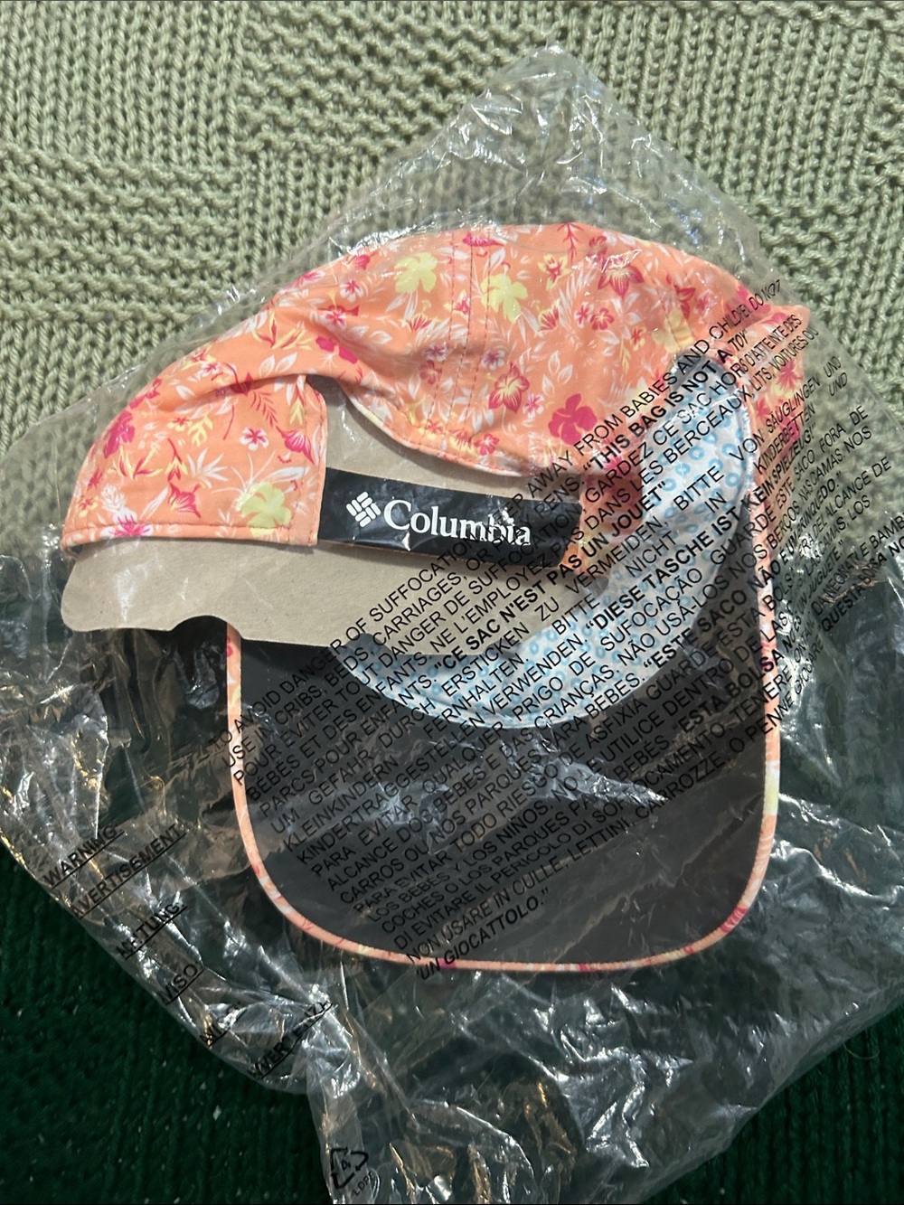 Columbia ball cap - Picture 2 of 3